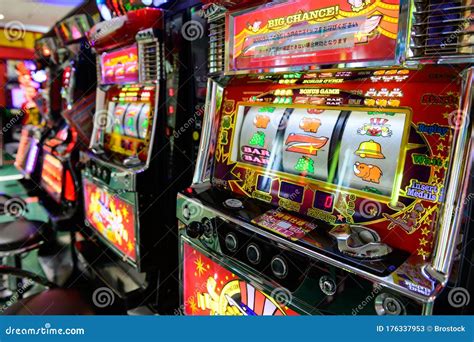 japanese slot machine game|Pachinko: An In.